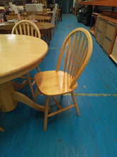 Load image into Gallery viewer, Circular Dining Table &amp; 4 Chairs

