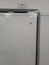 Load image into Gallery viewer, Intergrated Fridge
