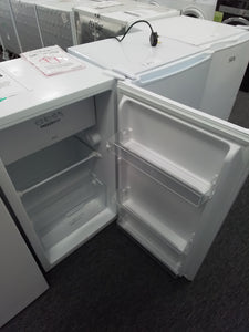 Fridgemaster undercounter fridge with icebox