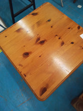 Load image into Gallery viewer, Coffee Table
