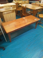 Load image into Gallery viewer, Pine Coffee Table
