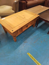 Load image into Gallery viewer, Coffee Table
