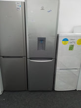Load image into Gallery viewer, Indesit Fridge Freezer
