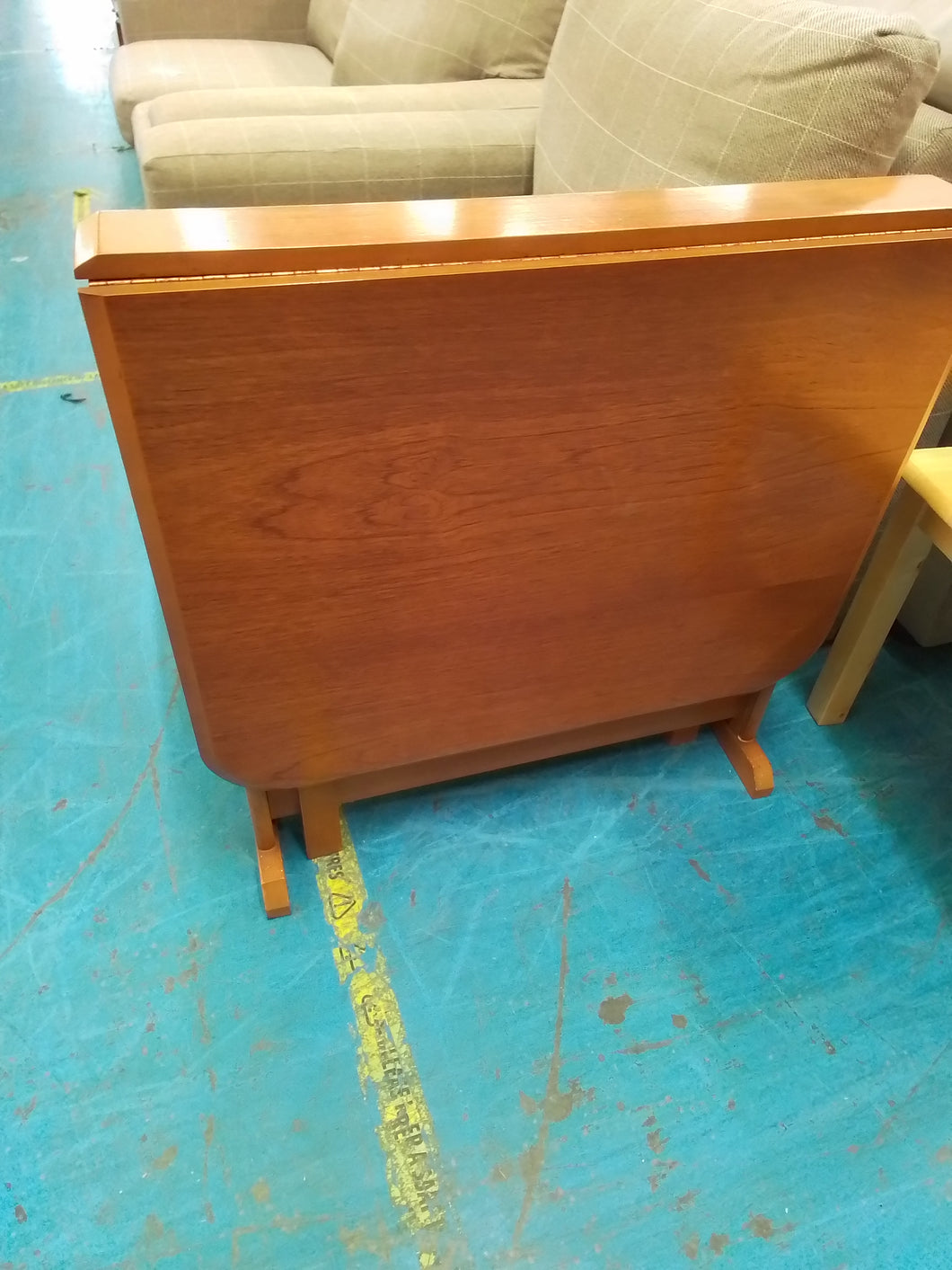 Drop Leaf Table