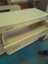 Load image into Gallery viewer, Chest of Drawers
