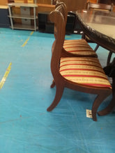 Load image into Gallery viewer, Extending Dining Table &amp; 6 Chairs

