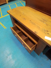 Load image into Gallery viewer, Tv Cabinet
