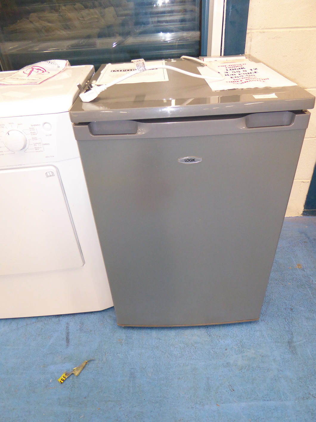 Logik Undercounter Fridge
